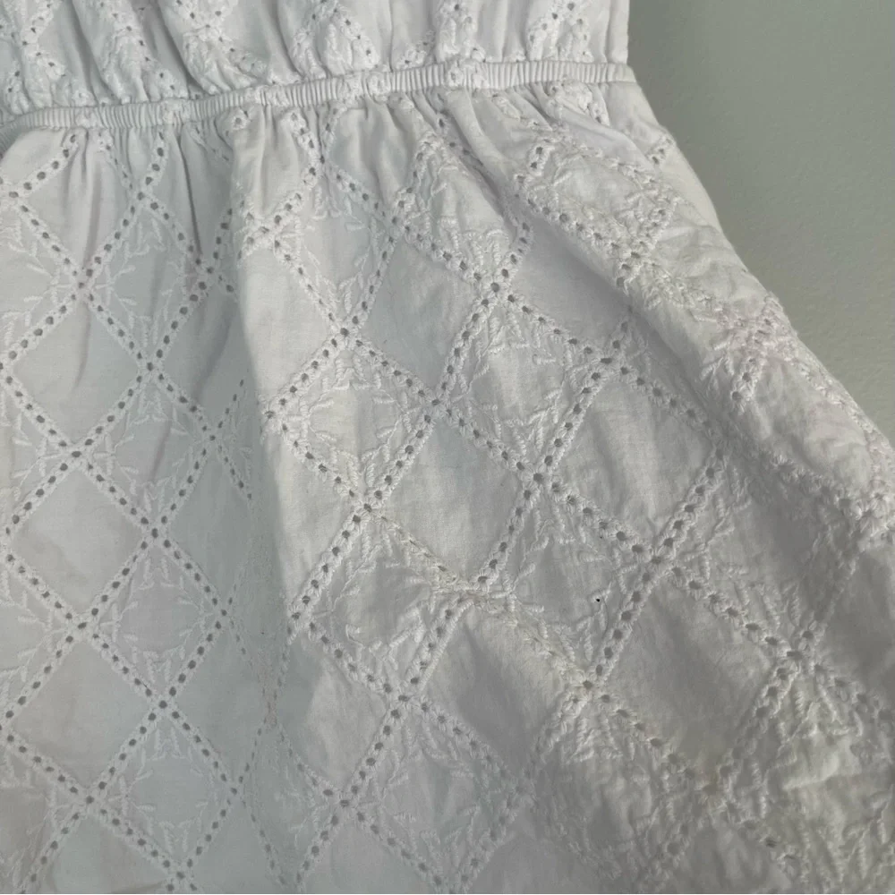 BCBGirls White Embroidered Pinafore Cotton Flutter Sleeve Dress Size 3T